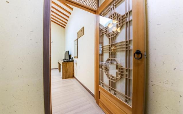 Jeonju Hanok Hotel Kung Buitenkant foto