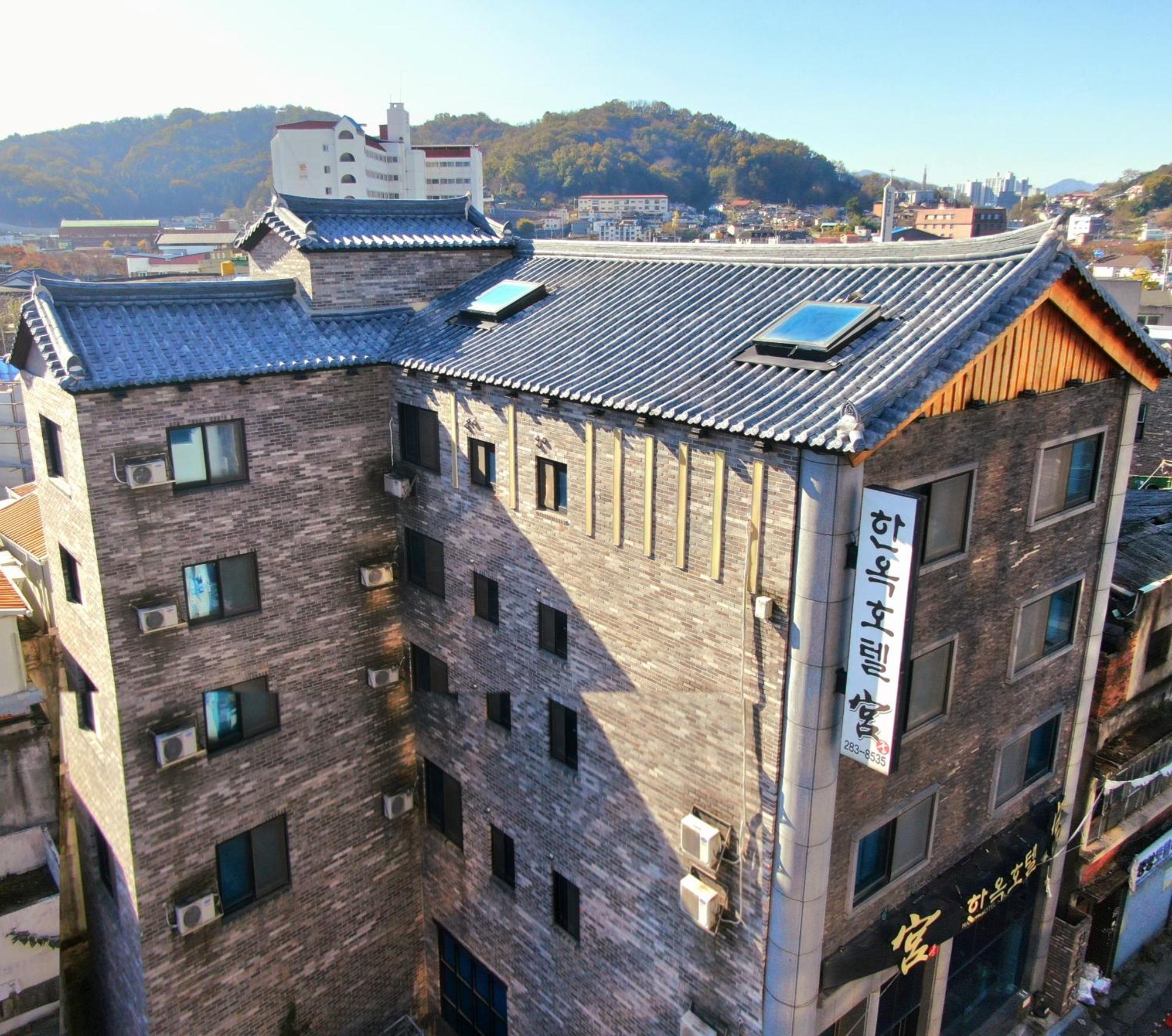 Jeonju Hanok Hotel Kung Buitenkant foto